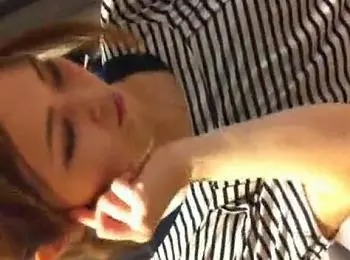 親切に接客してくれる店員さんの胸チラとおパンティー！