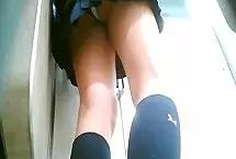 JKのパンツを見て勃起してしまう俺は何かの病気かもしれないｗ