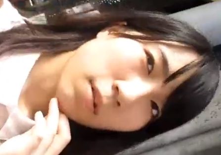 めちゃくちゃ怪しまれながらパンツ撮ってパイタッチまでｗ
