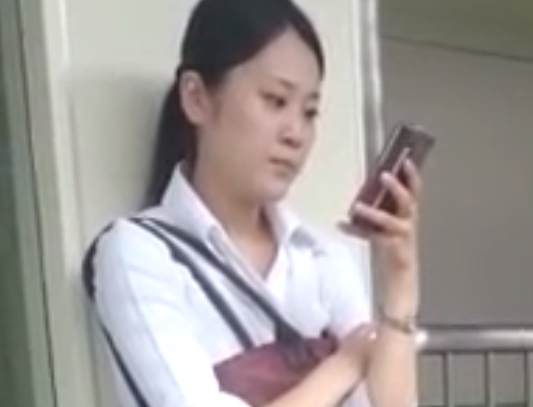 OLさんのパンチラ盗撮動画！できるキャリアウーマンのスカートの中身ｗ