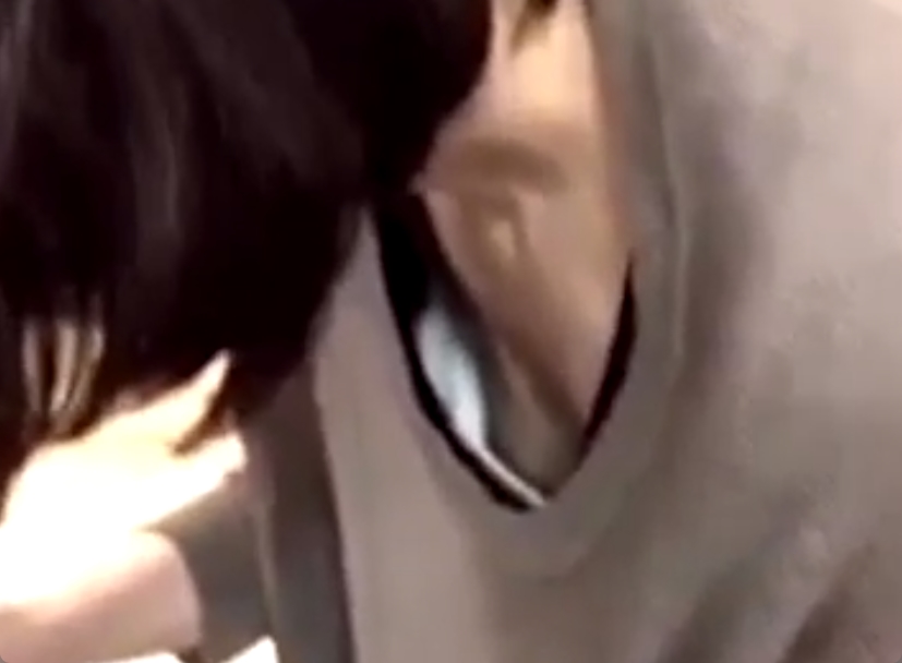 二人分の胸チラ動画！これはマジでナイスな隠し撮りｗ