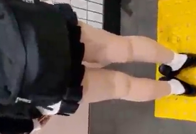 JKをねちっこくストーカーして最後の最後にパンティゲットｗ