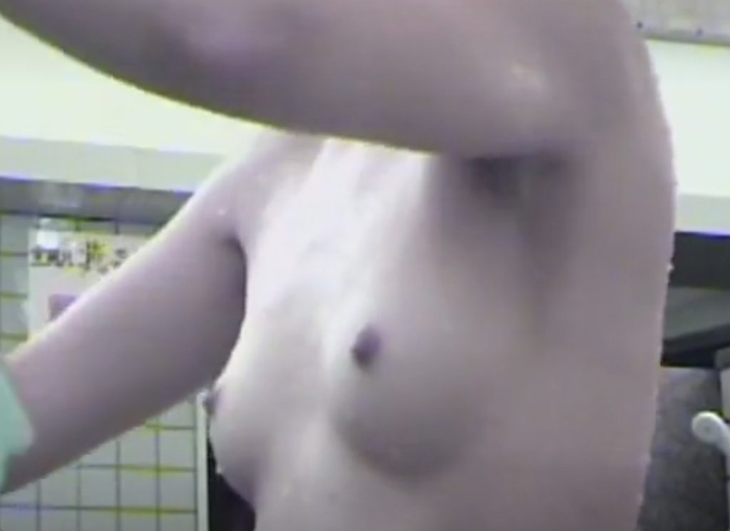 これくらいの乳輪でこれくらいのおっぱいが一番好きかもしれんｗ