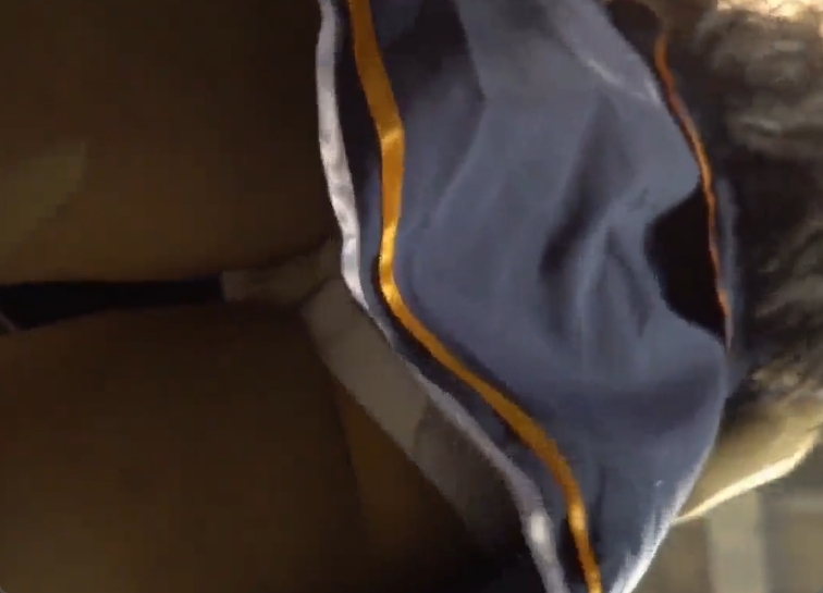 コスプレ娘たちをイベント会場で逆さ盗撮！意外と綿パンツ多いｗ