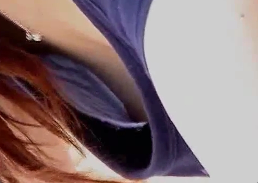 これぞまな板レーズン！屋外胸チラ盗撮動画が激エロですｗ